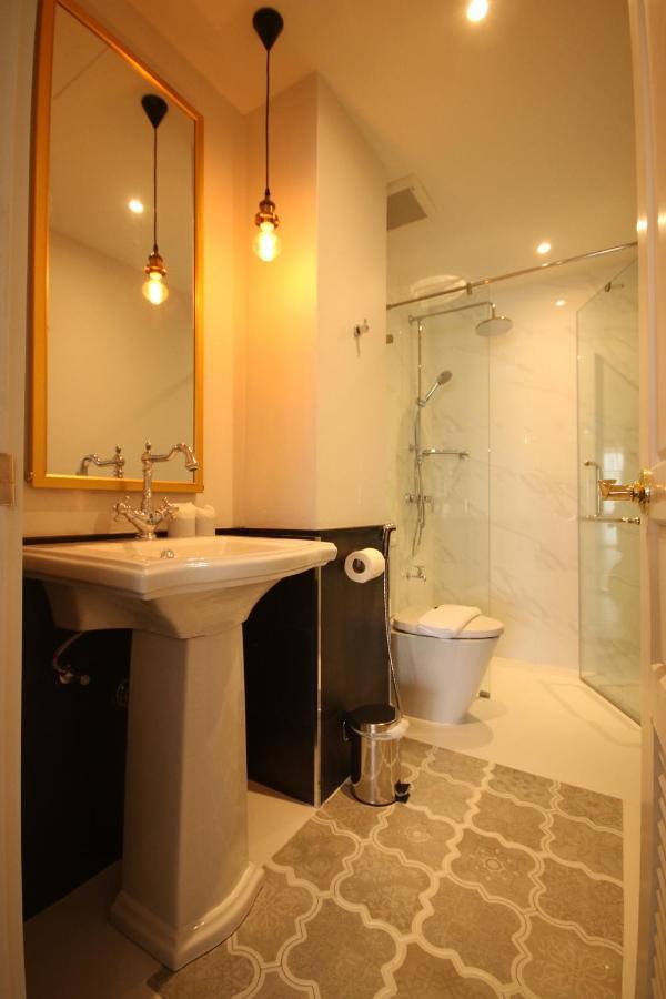 Saran Boutique Hotel Thapae Chiang Mai Buitenkant foto